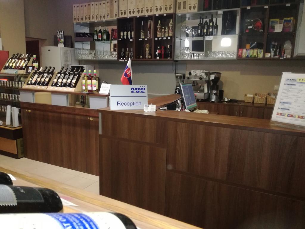 Garni Hotel S.O.G.* * * Trenčín Kültér fotó